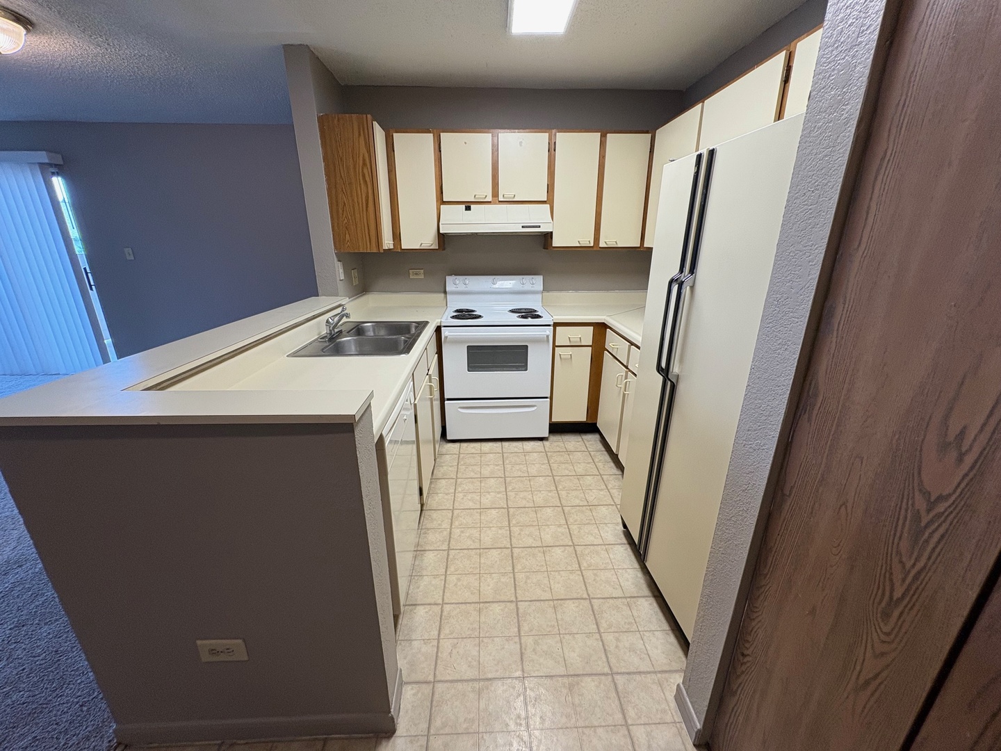 2064 Rand Road #108, Palatine, IL 60074