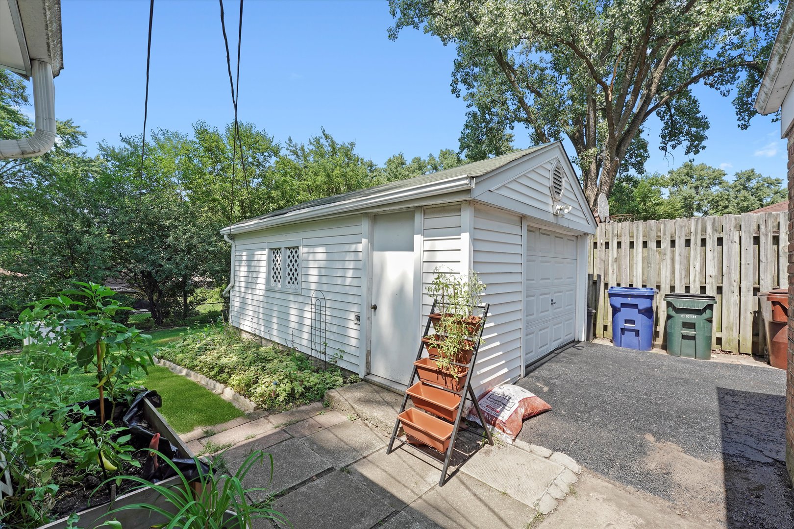 320 Oswego Street, Park Forest, IL 60466