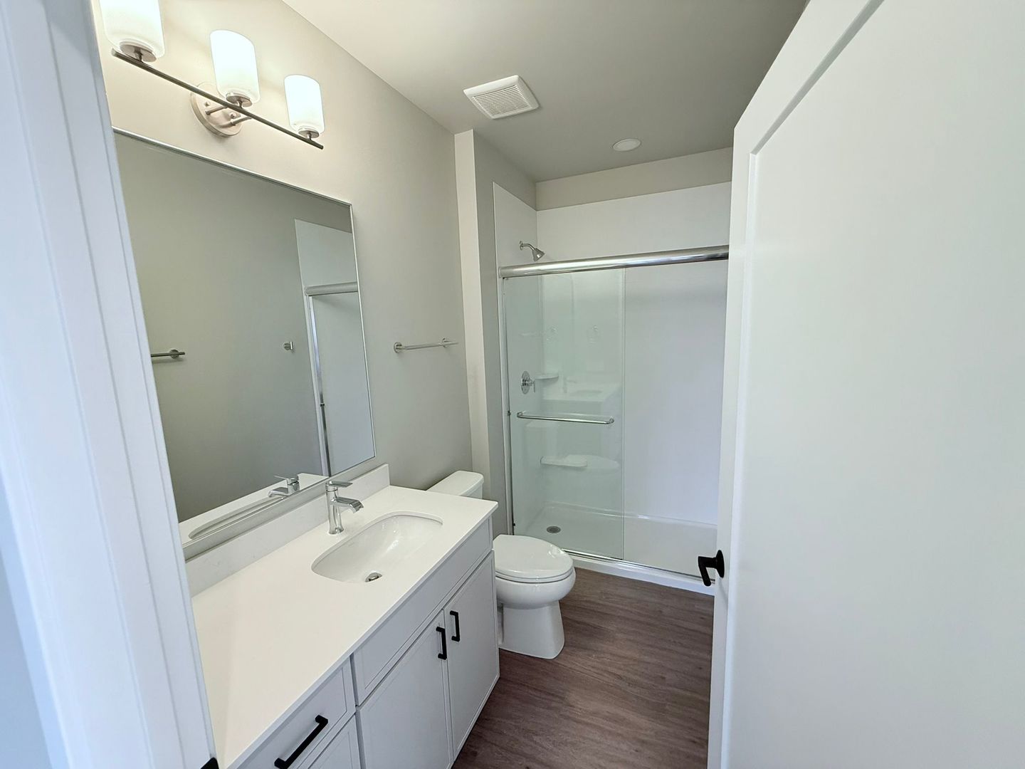 464 Glenwood Avenue #319, Glen Ellyn, IL 60137