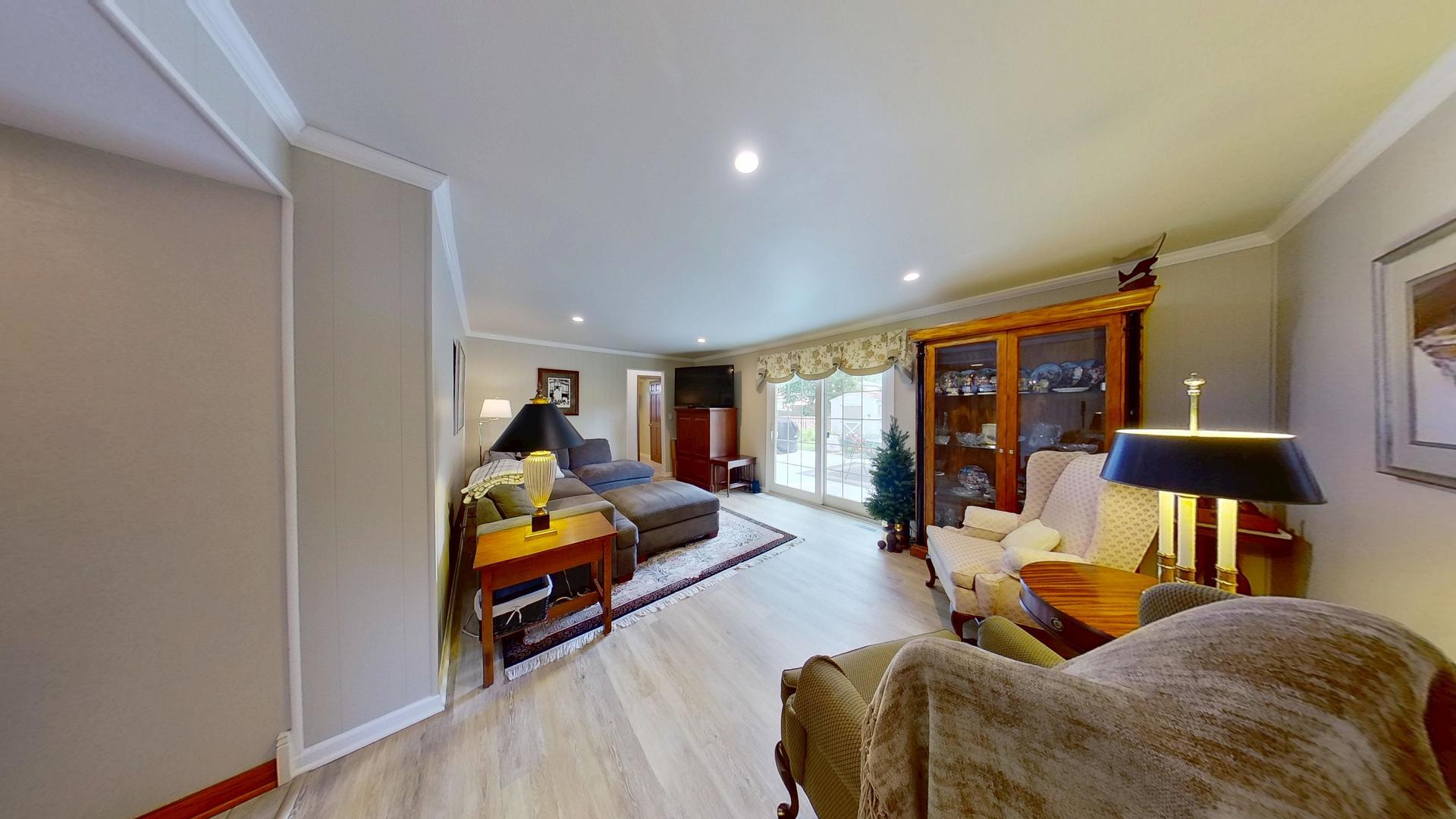 963 N Ventura Drive, Palatine, IL 60074