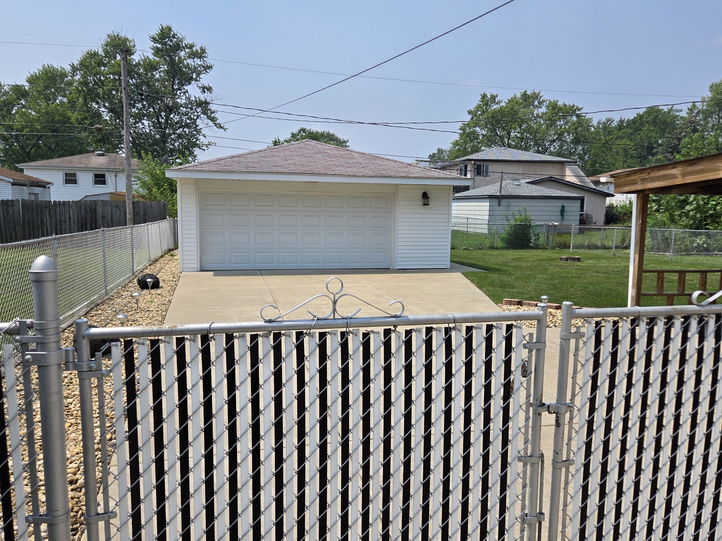 15220 Lawndale Avenue, Midlothian, IL 60445