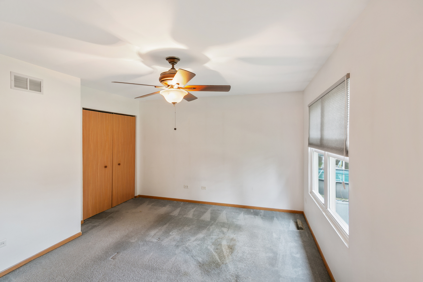 910 Sudbury Drive, Joliet, IL 60435