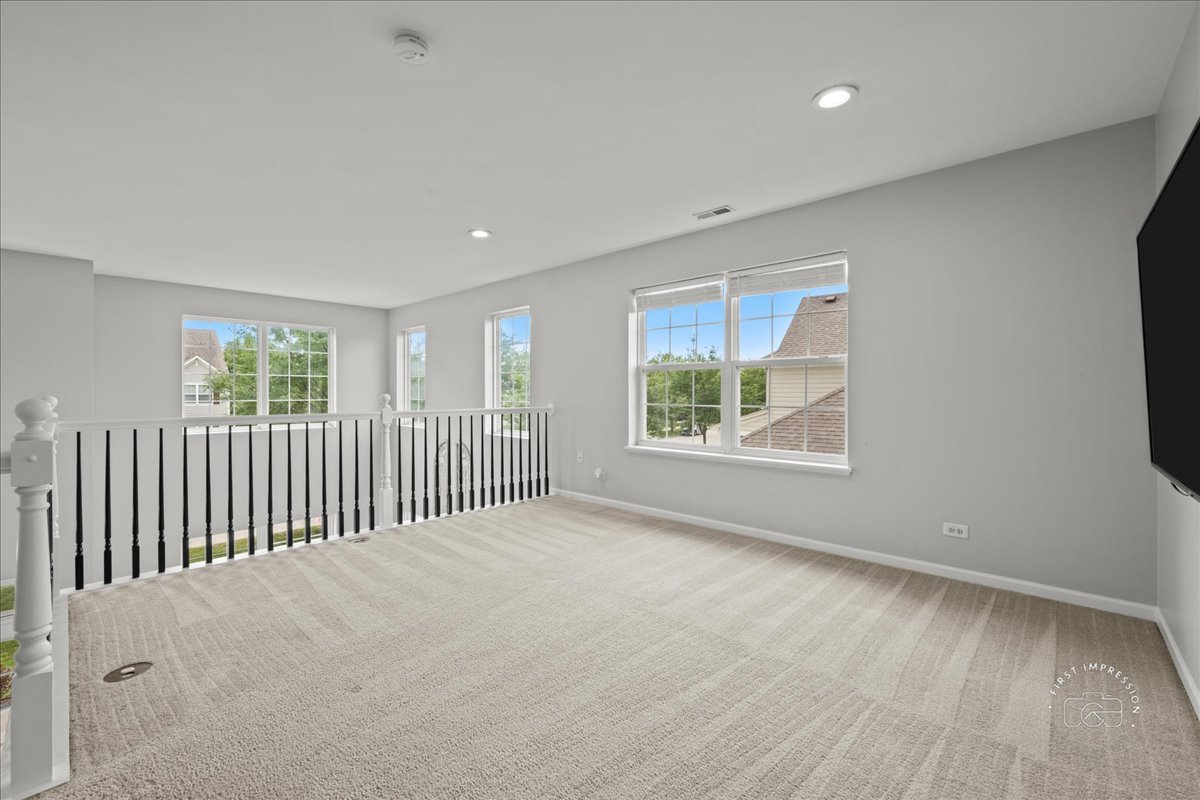300 Monument Road, Elgin, IL 60124