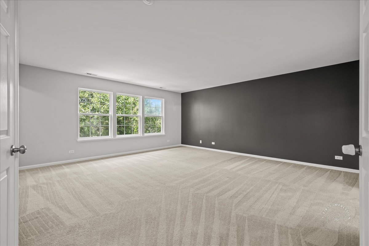 300 Monument Road, Elgin, IL 60124