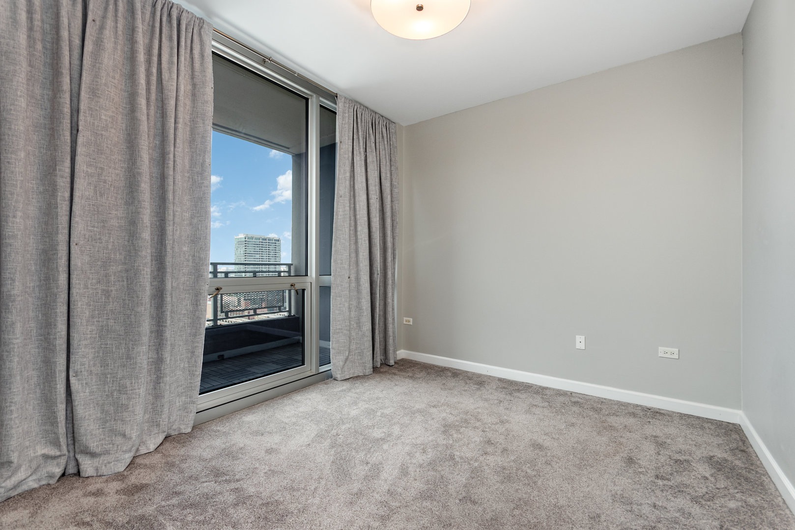 1901 S Calumet Avenue #2212, Chicago, IL 60616