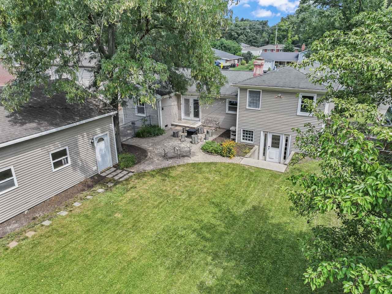 22W351 Birchwood Drive, Glen Ellyn, IL 60137