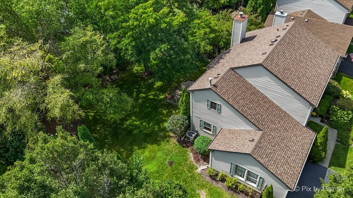 1433 Woodscreek Circle, Crystal Lake, IL 60014