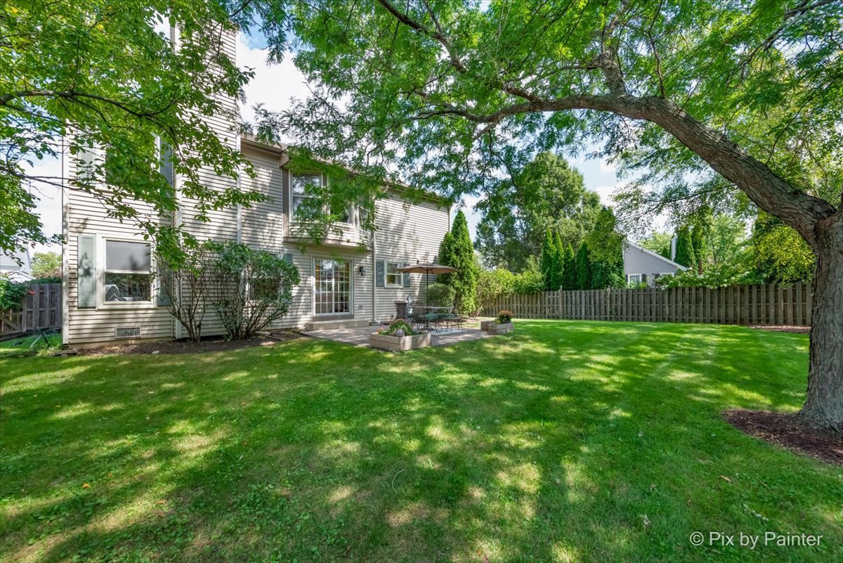 1433 Woodscreek Circle, Crystal Lake, IL 60014