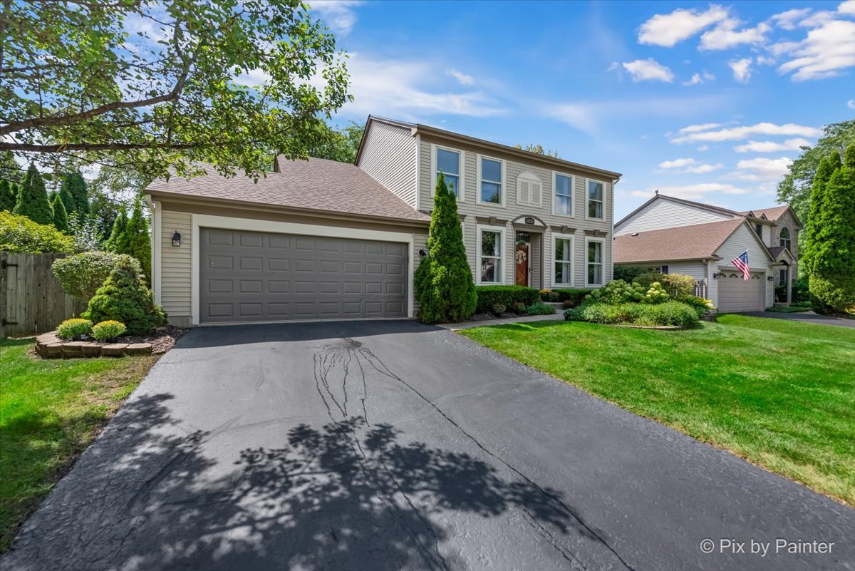 1433 Woodscreek Circle, Crystal Lake, IL 60014