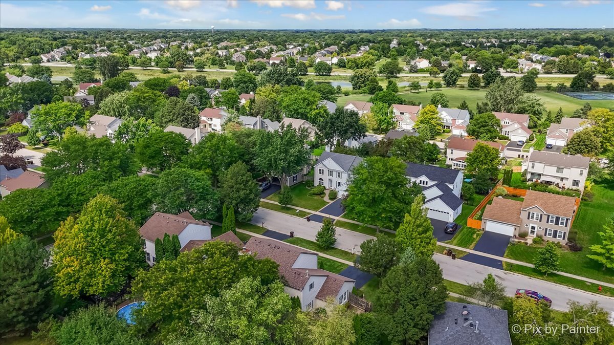 1433 Woodscreek Circle, Crystal Lake, IL 60014