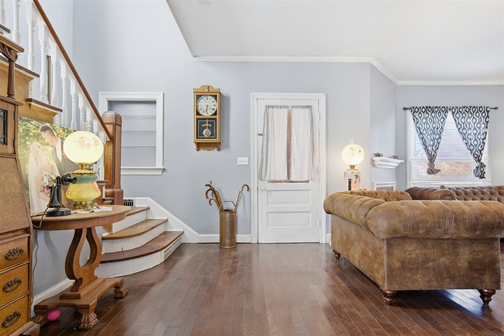 208 N Jackson Street, Flanagan, IL 61740