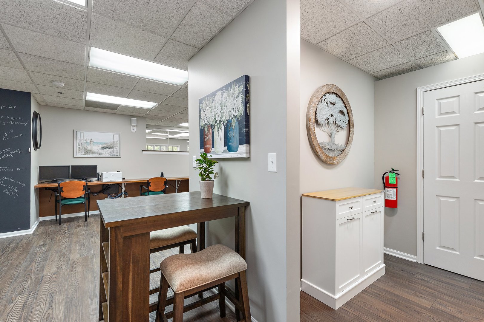 1025 W Wise Road #200, Schaumburg, IL 60193