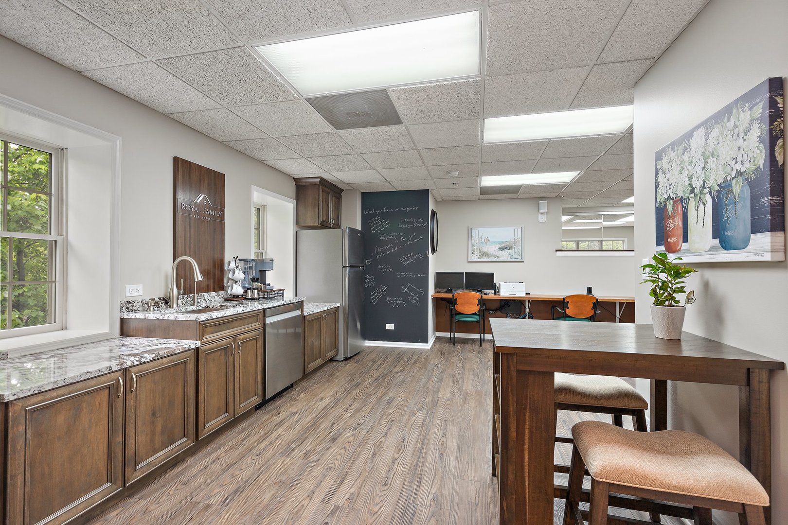 1025 W Wise Road #200, Schaumburg, IL 60193