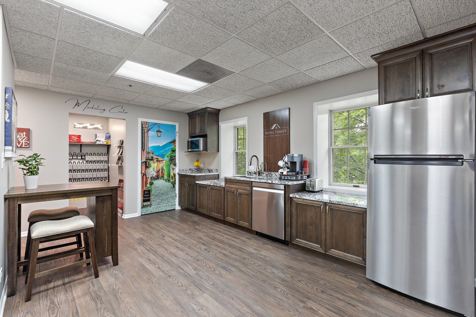 1025 W Wise Road #200, Schaumburg, IL 60193