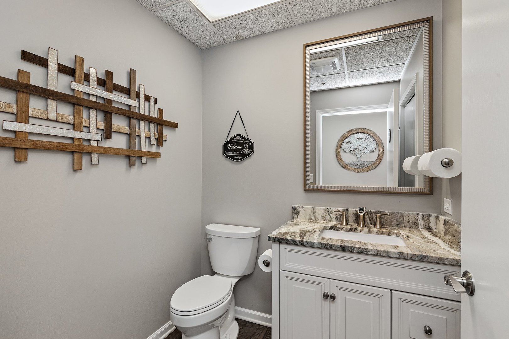 1025 W Wise Road #200, Schaumburg, IL 60193