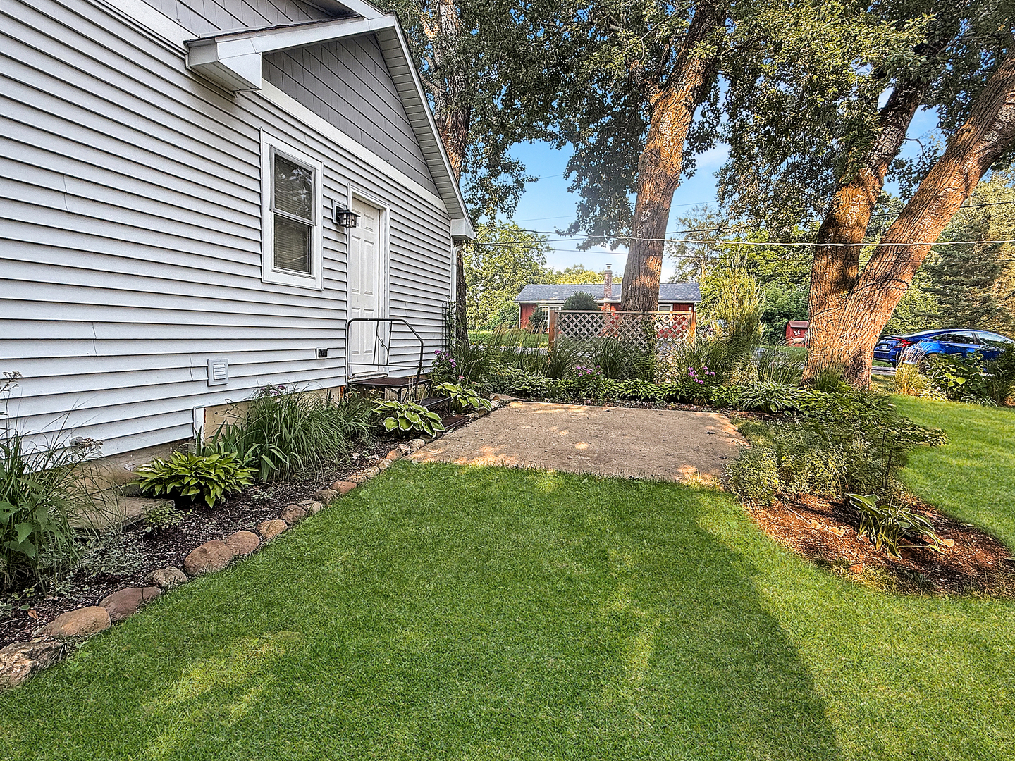5207 Fountain Lane, McHenry, IL 60050