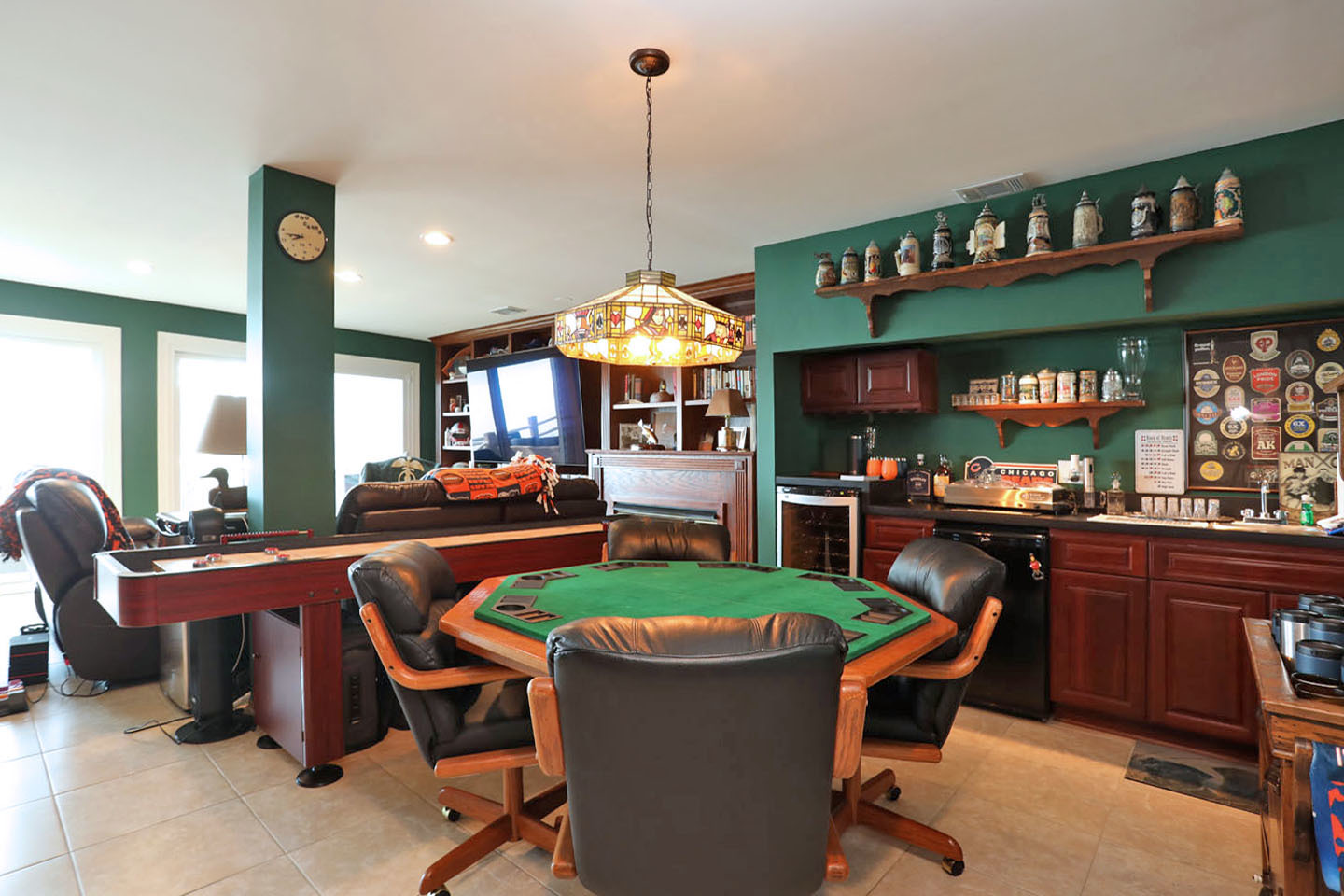 26439 N Ridge Court, Mundelein, IL 60060