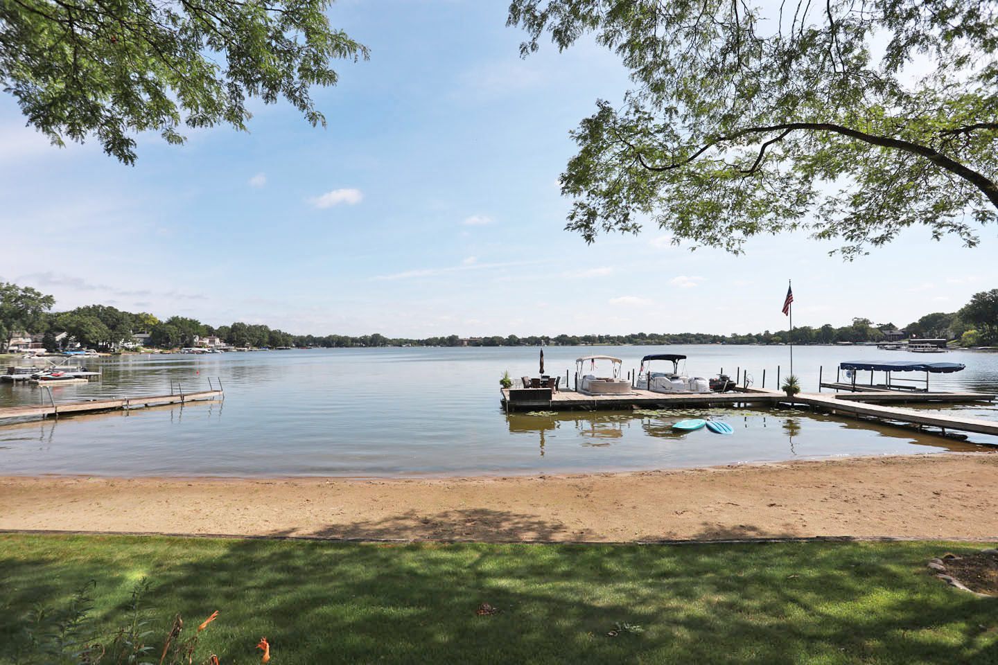 26439 N Ridge Court, Mundelein, IL 60060