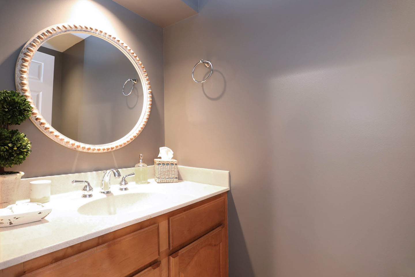 26439 N Ridge Court, Mundelein, IL 60060