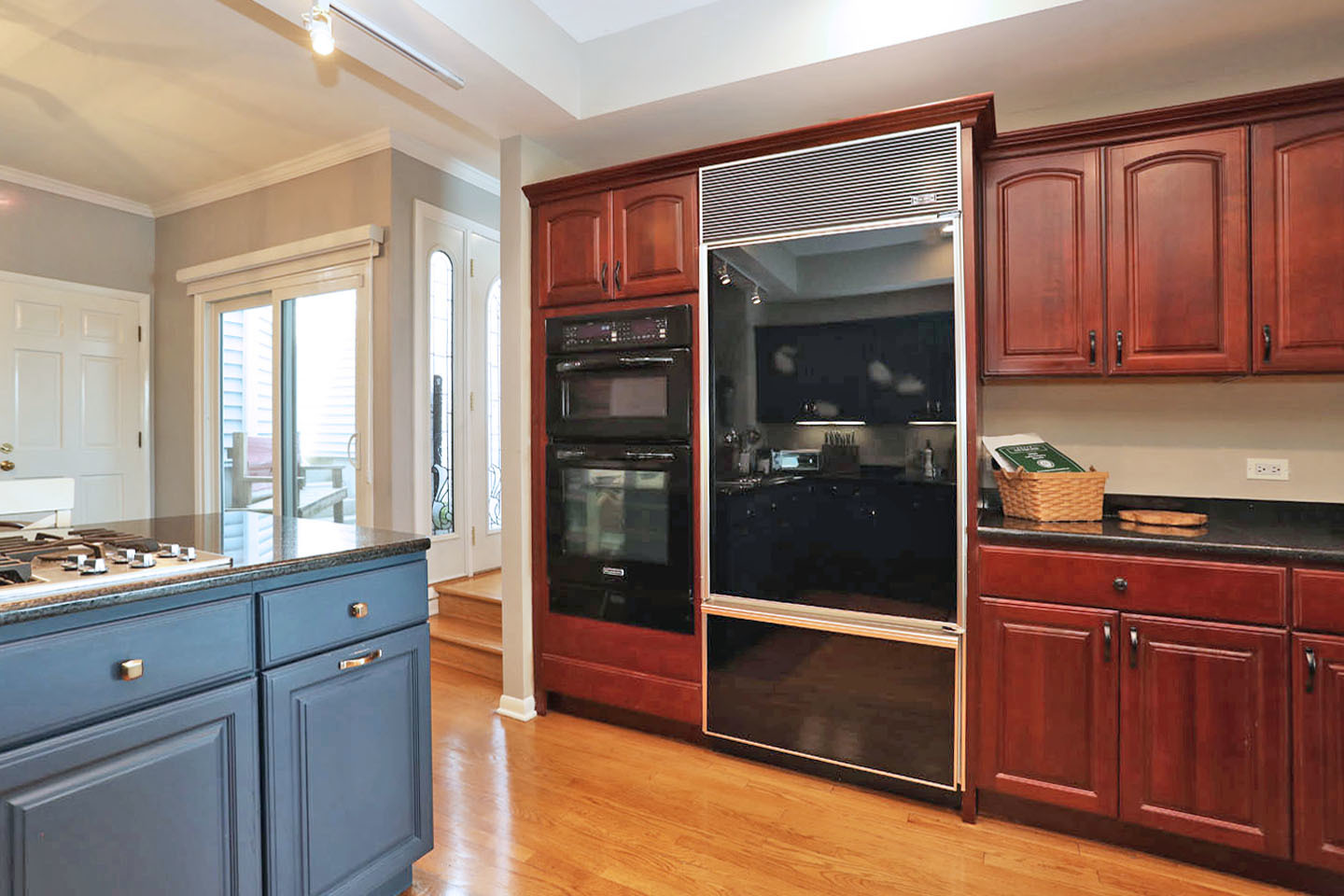 26439 N Ridge Court, Mundelein, IL 60060