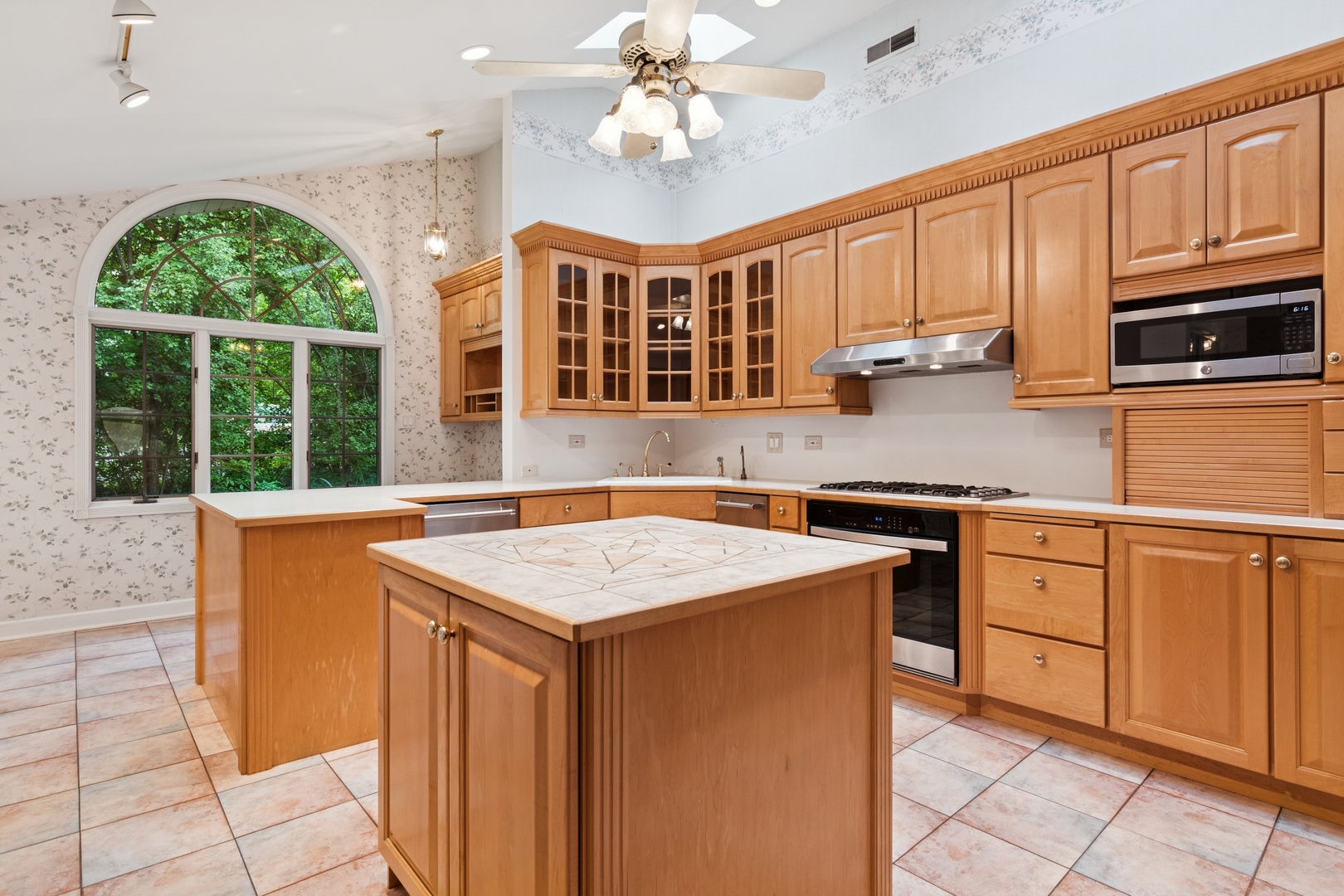 12811 S 82nd Court, Palos Park, IL 60464