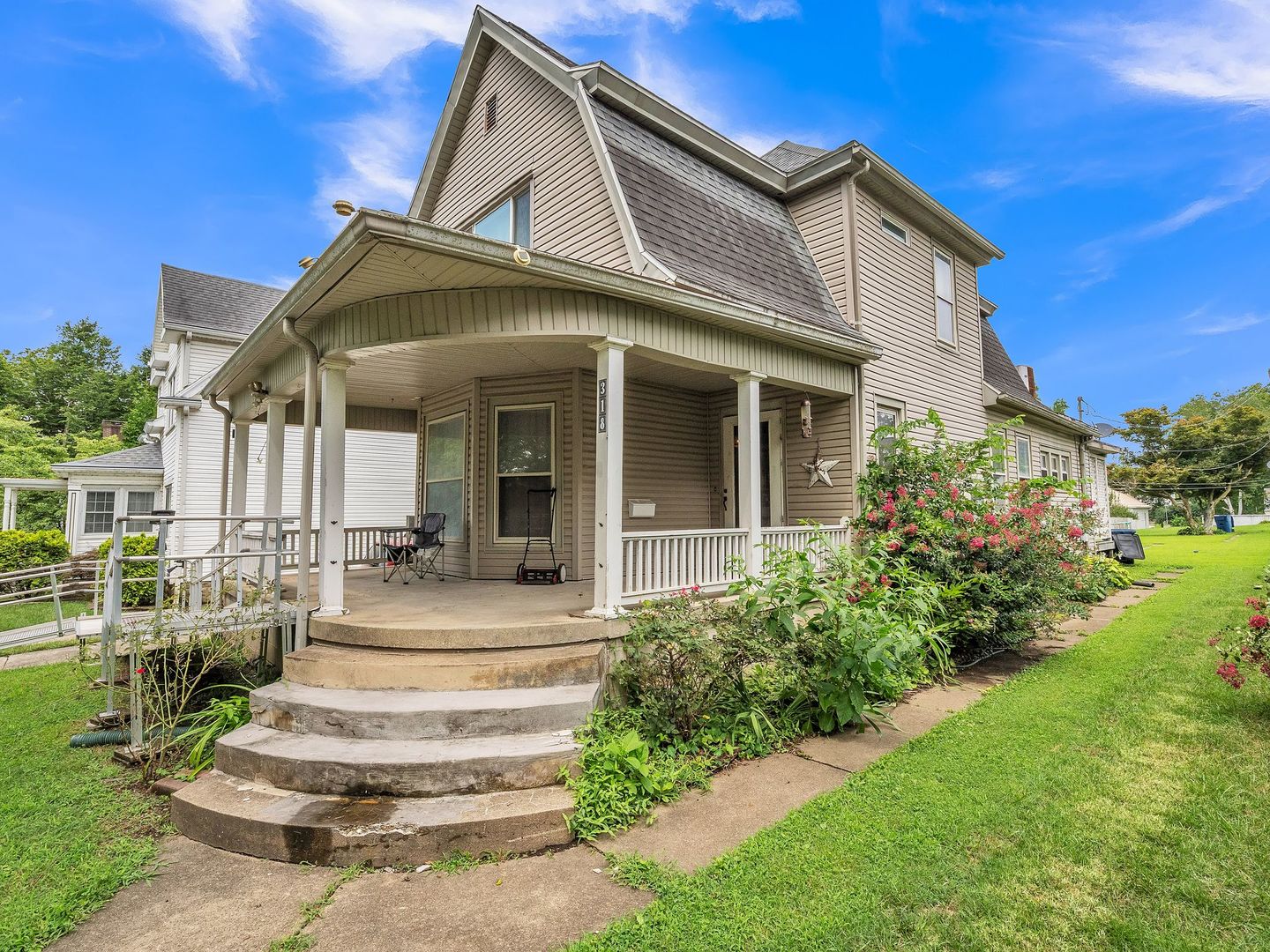 318 E 1st Street, Mount Carmel, IL 62863