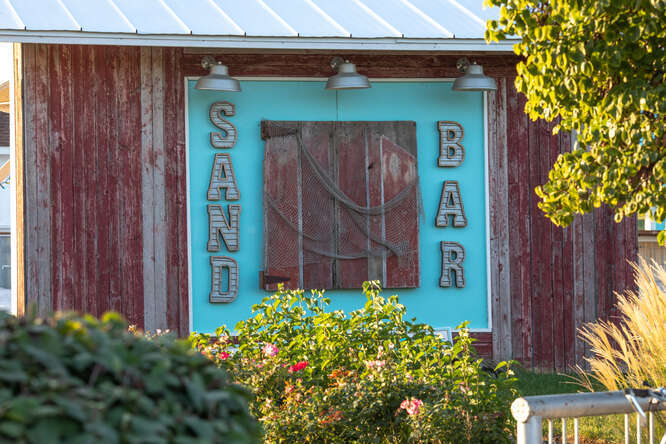 208 Leeward Way, Ottawa, IL 61350