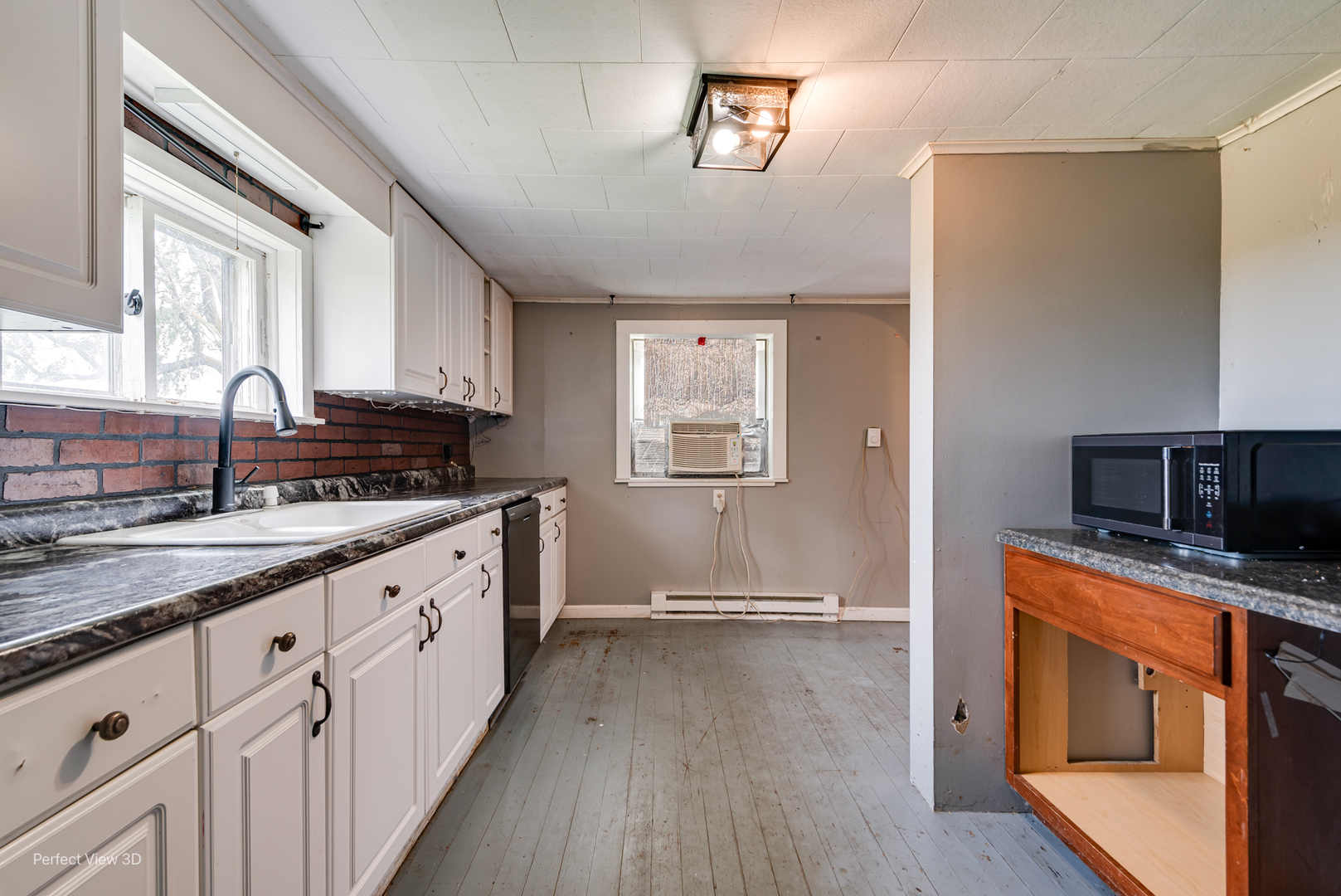 8600 S Kinsman Road, Kinsman, IL 60437