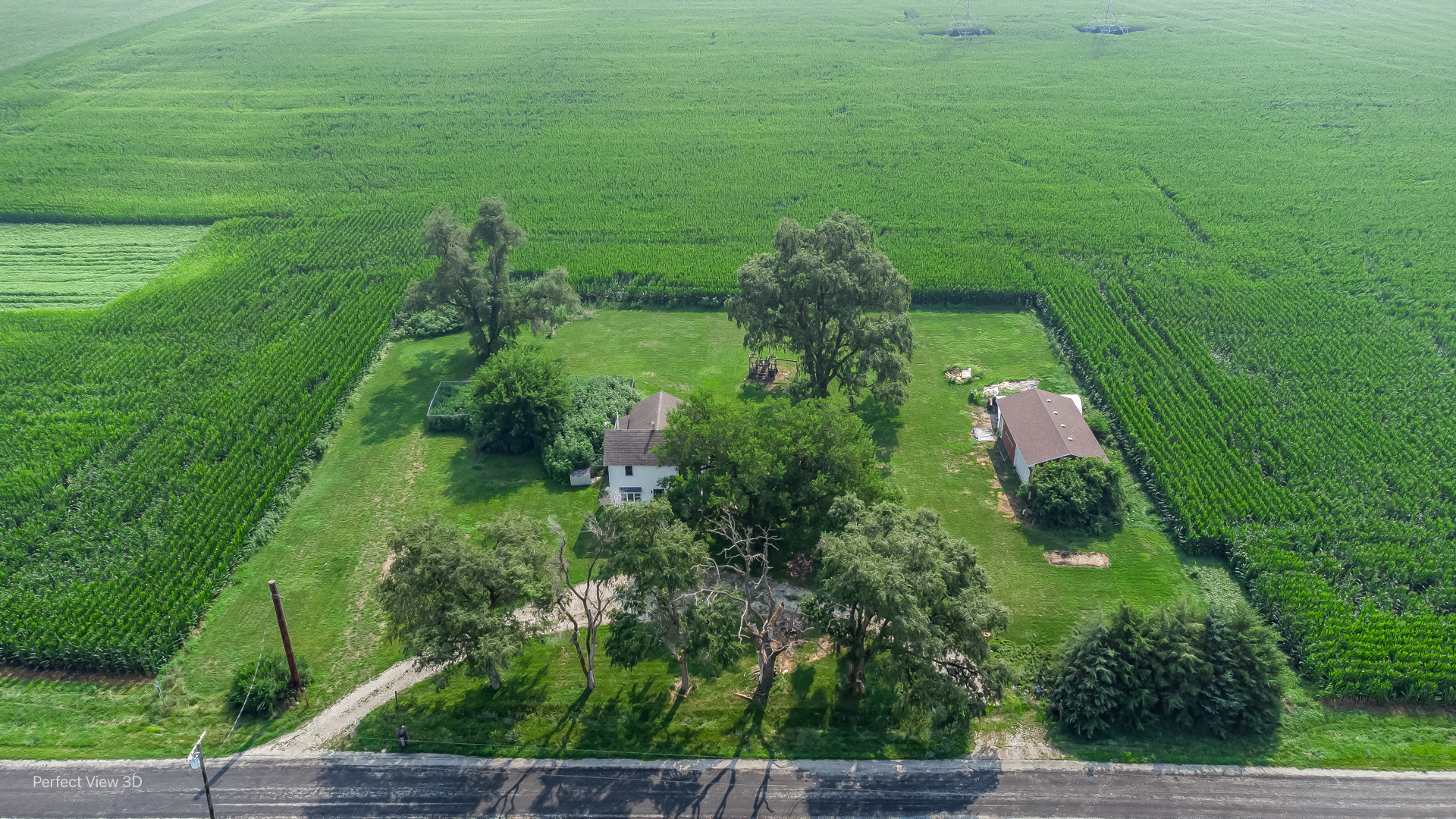 8600 S Kinsman Road, Kinsman, IL 60437