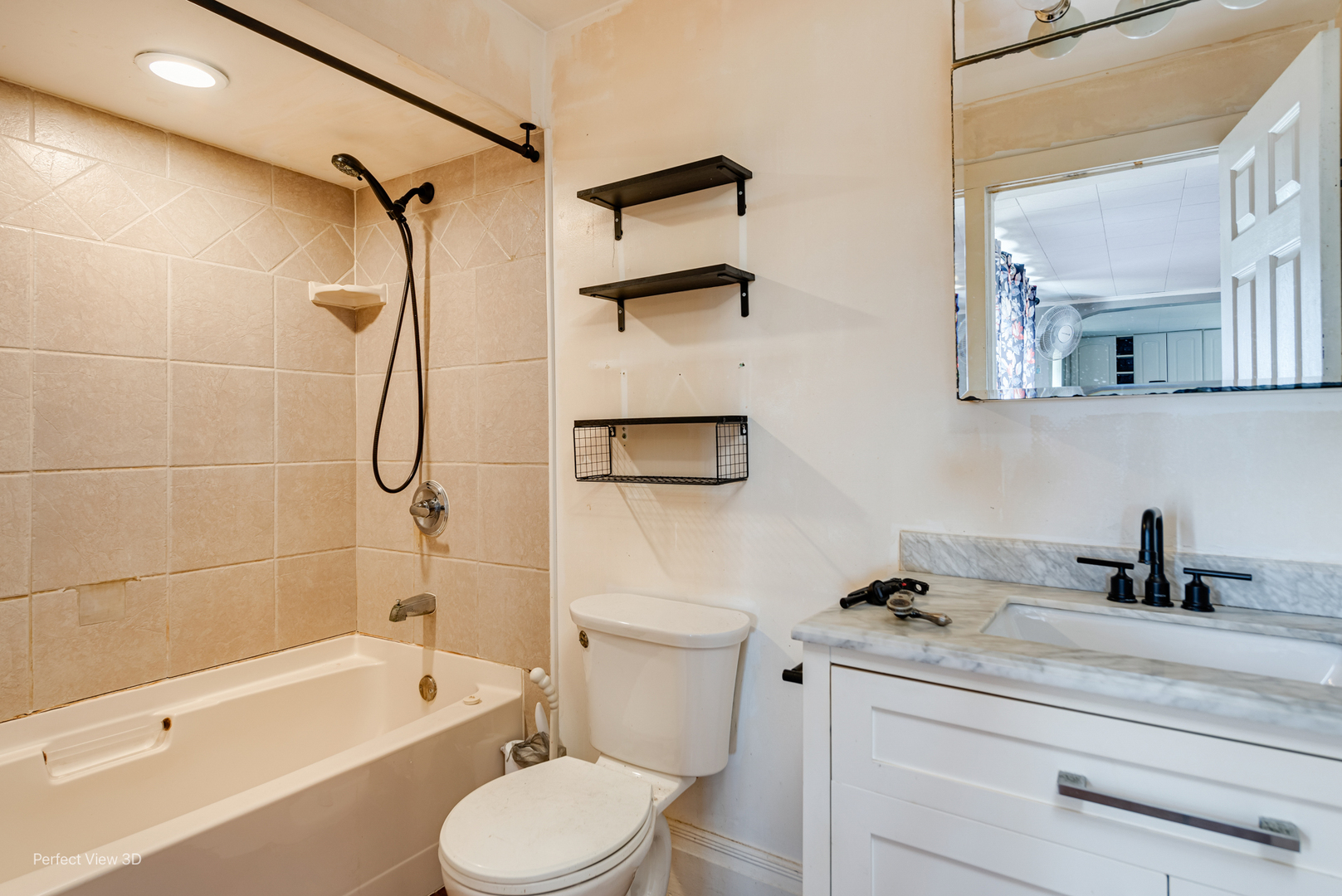 8600 S Kinsman Road, Kinsman, IL 60437