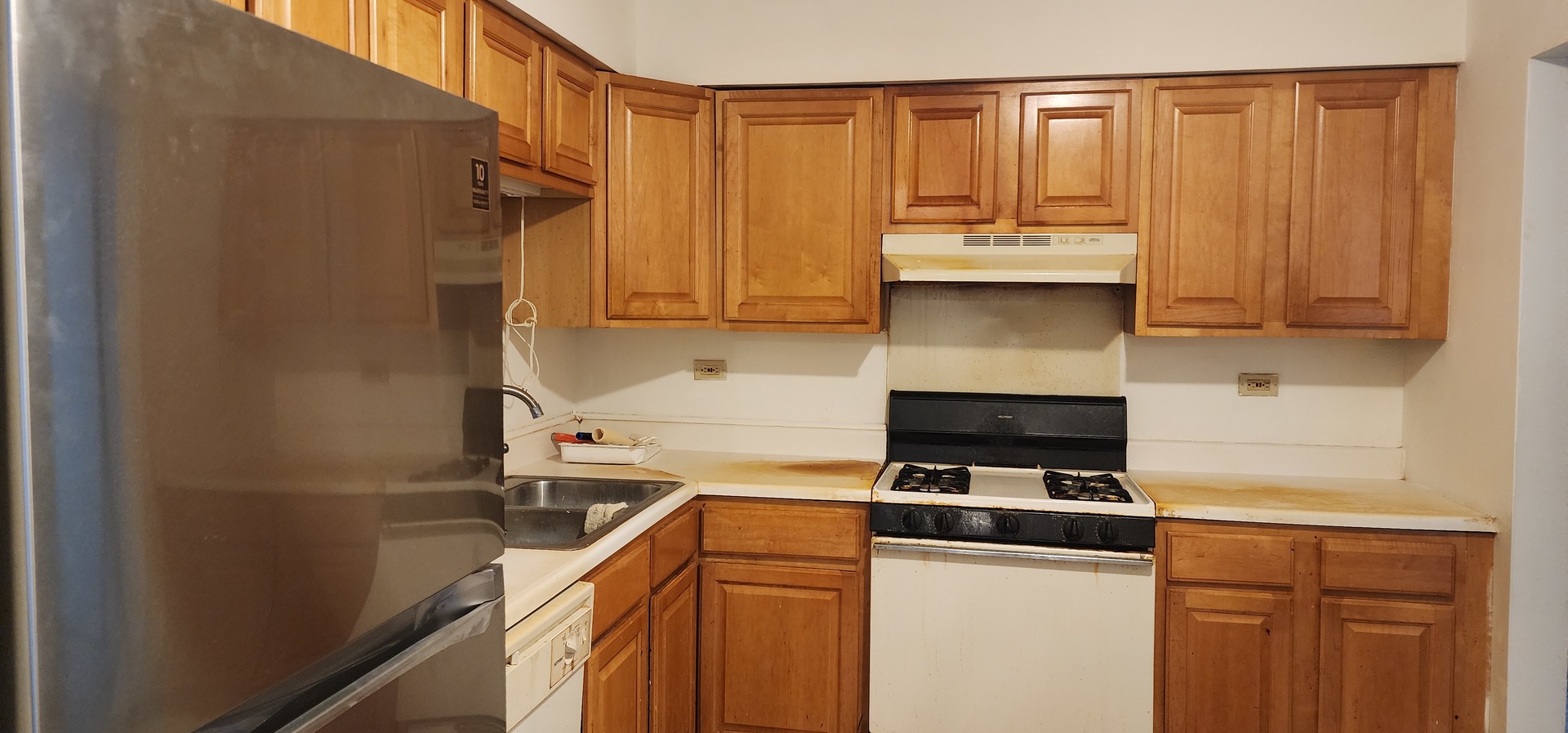 565 MAPLE Street #2, Lisle, IL 60532