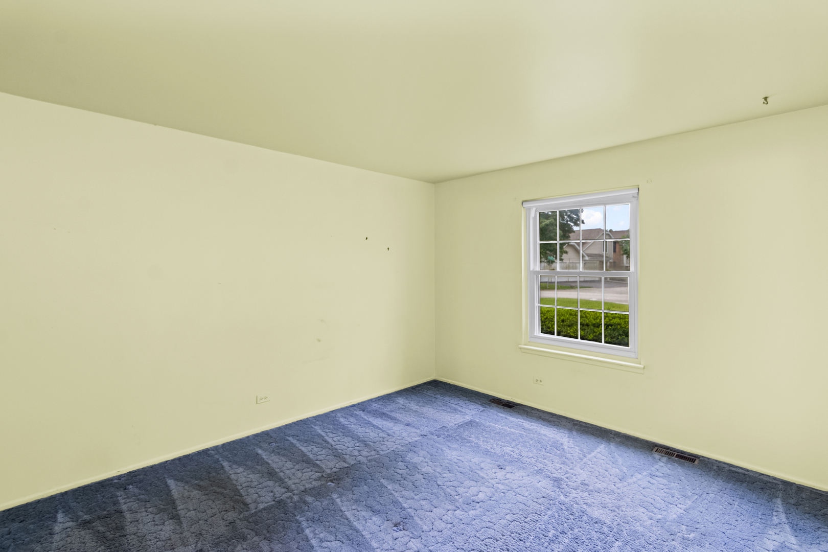 91 Lambert Drive #B1, Schaumburg, IL 60193