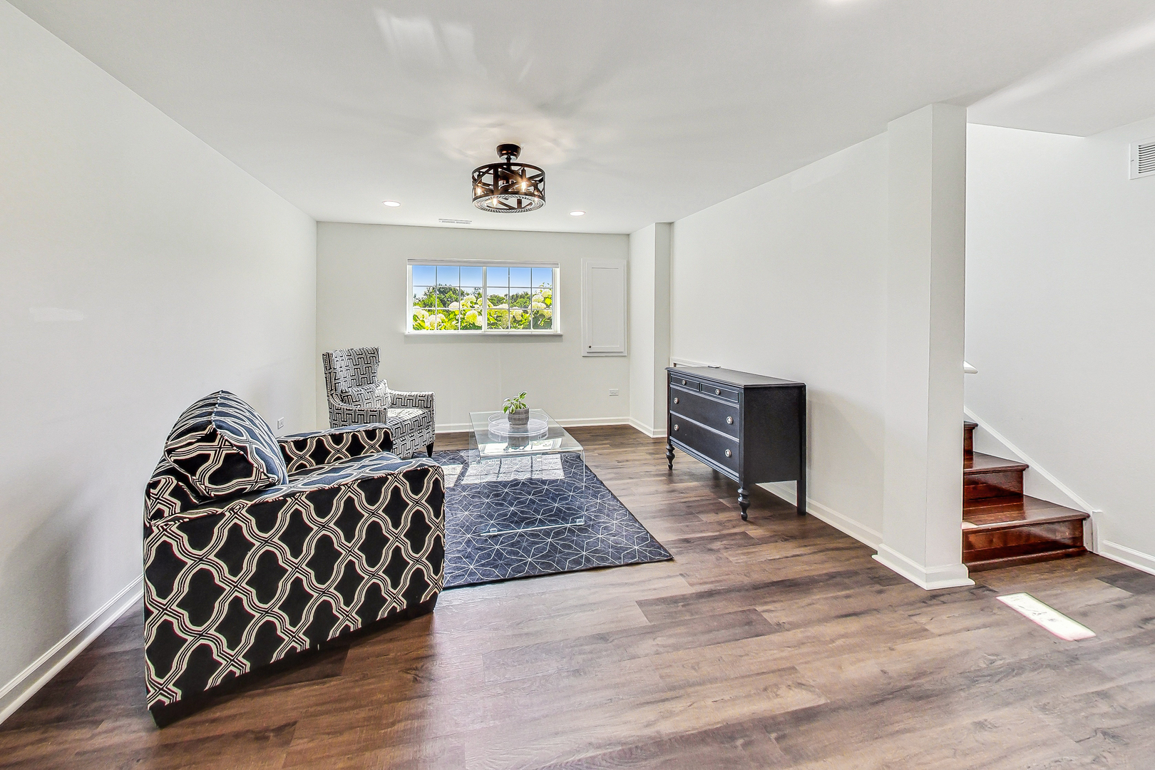 598 Station Park Circle #598, Grayslake, IL 60030