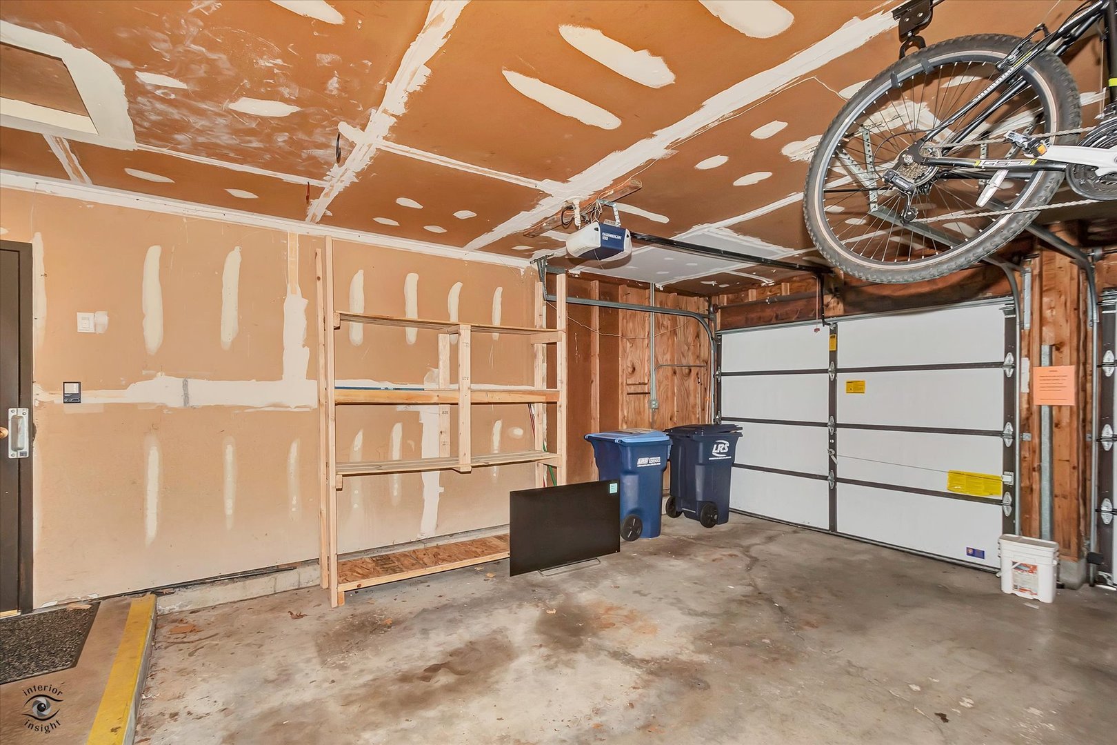 855 Johnstown Lane #A, Wheaton, IL 60189