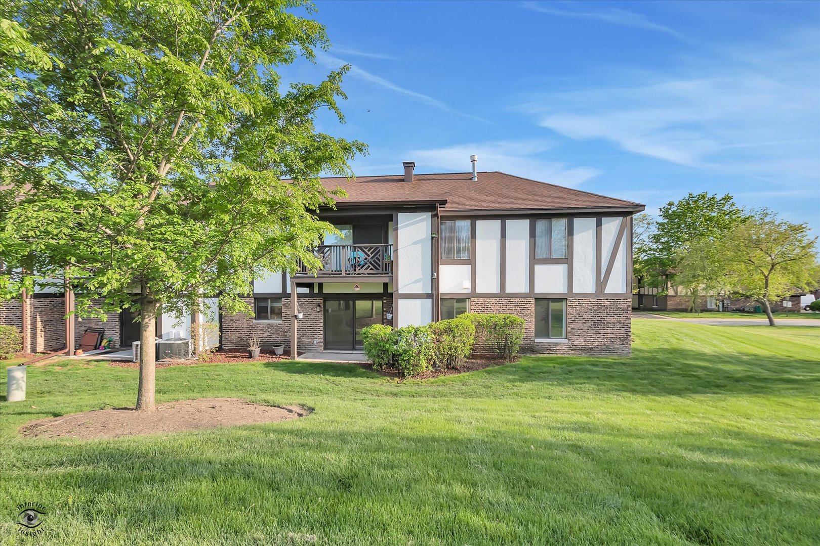 855 Johnstown Lane #A, Wheaton, IL 60189