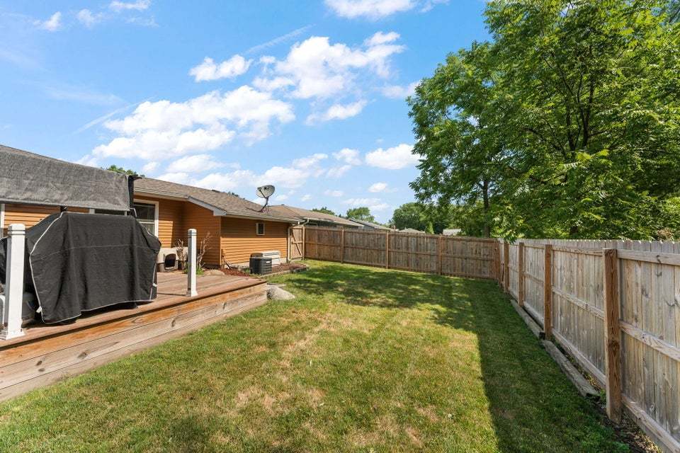 1431 Madison Avenue, Dyer, IN 46311