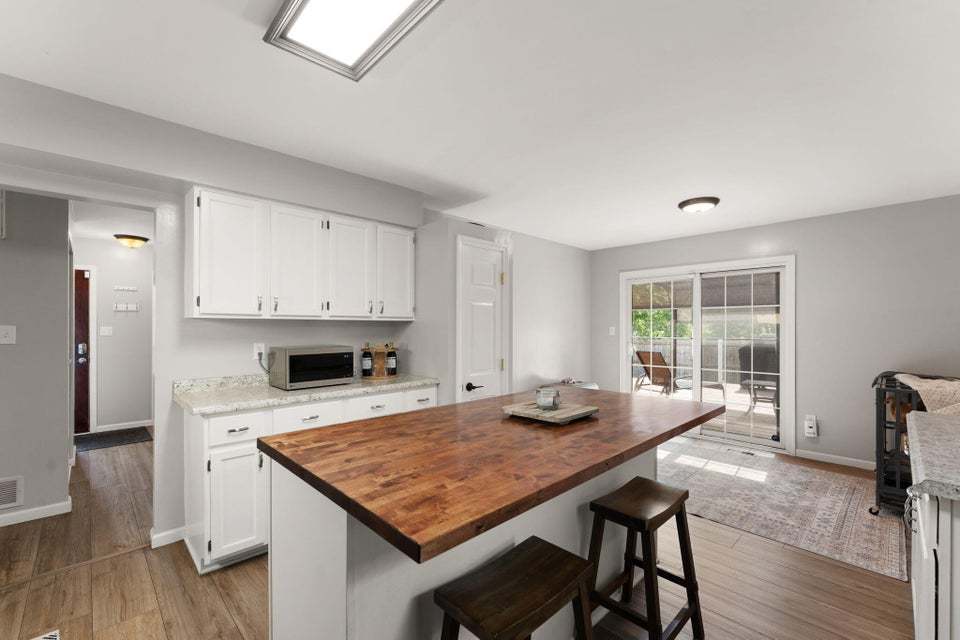 1431 Madison Avenue, Dyer, IN 46311