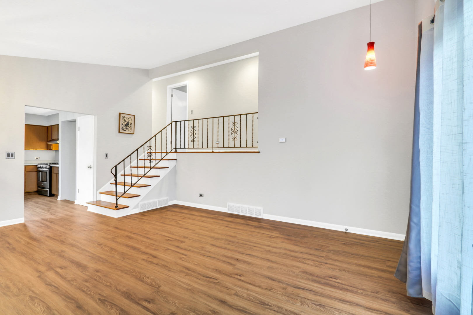 65 Hickory Drive, Lindenhurst, IL 60046