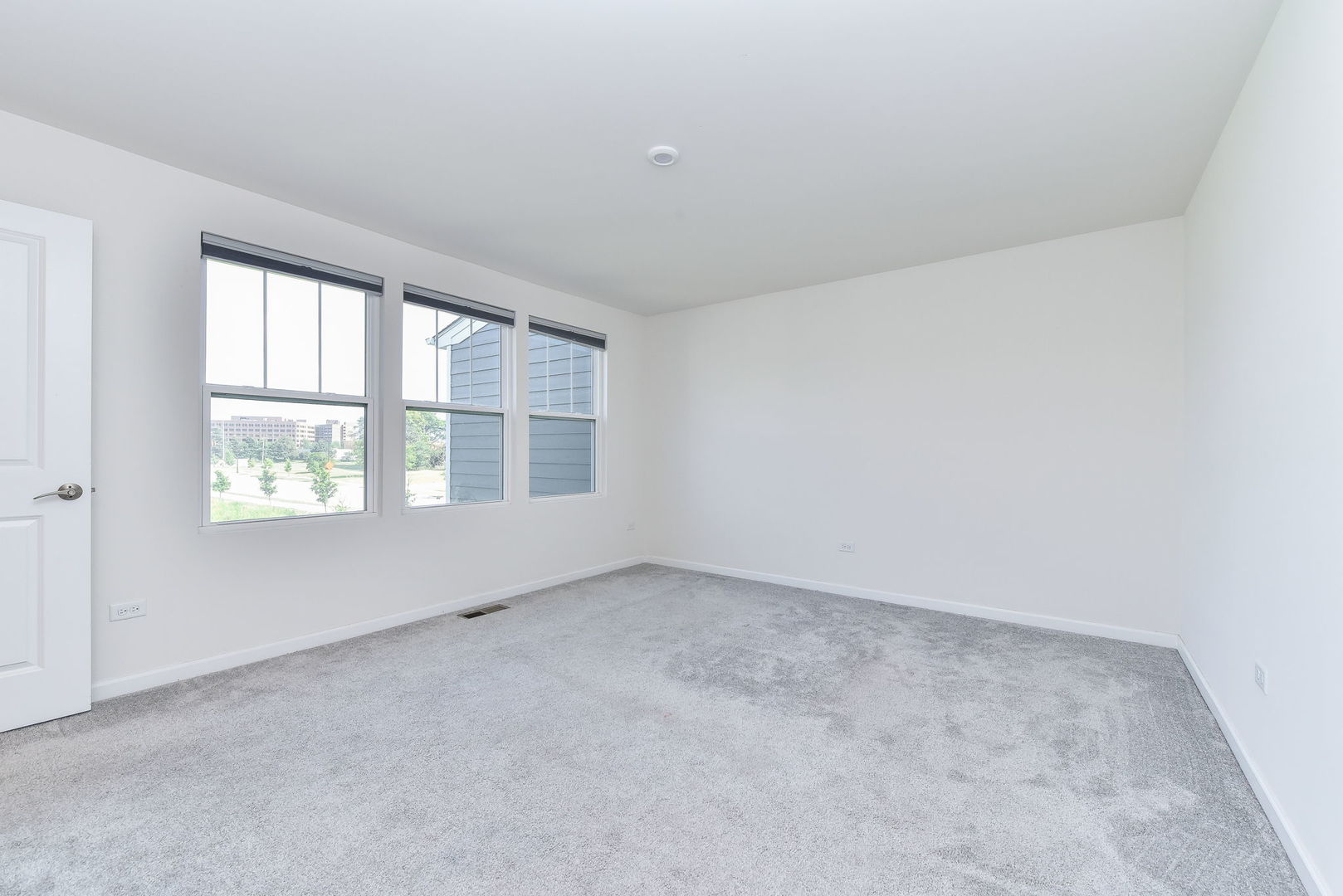 2206 Weatherbee Lane, Naperville, IL 60563