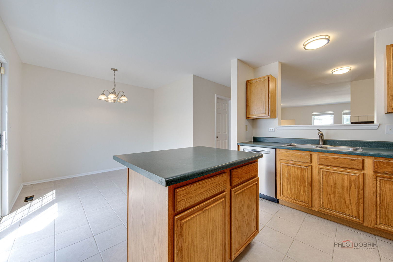 100 W Big Horn Drive #19-5, Hainesville, IL 60073