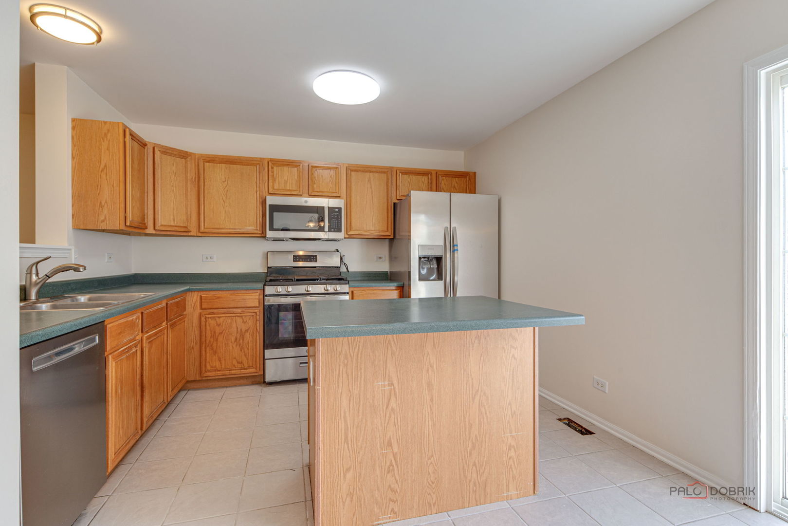 100 W Big Horn Drive #19-5, Hainesville, IL 60073