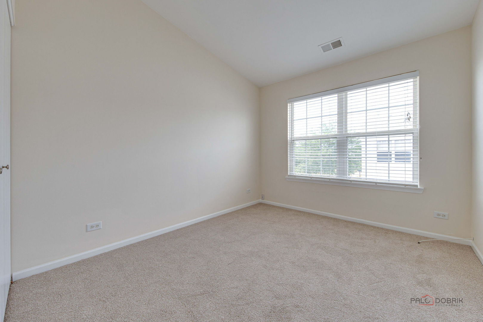 100 W Big Horn Drive #19-5, Hainesville, IL 60073