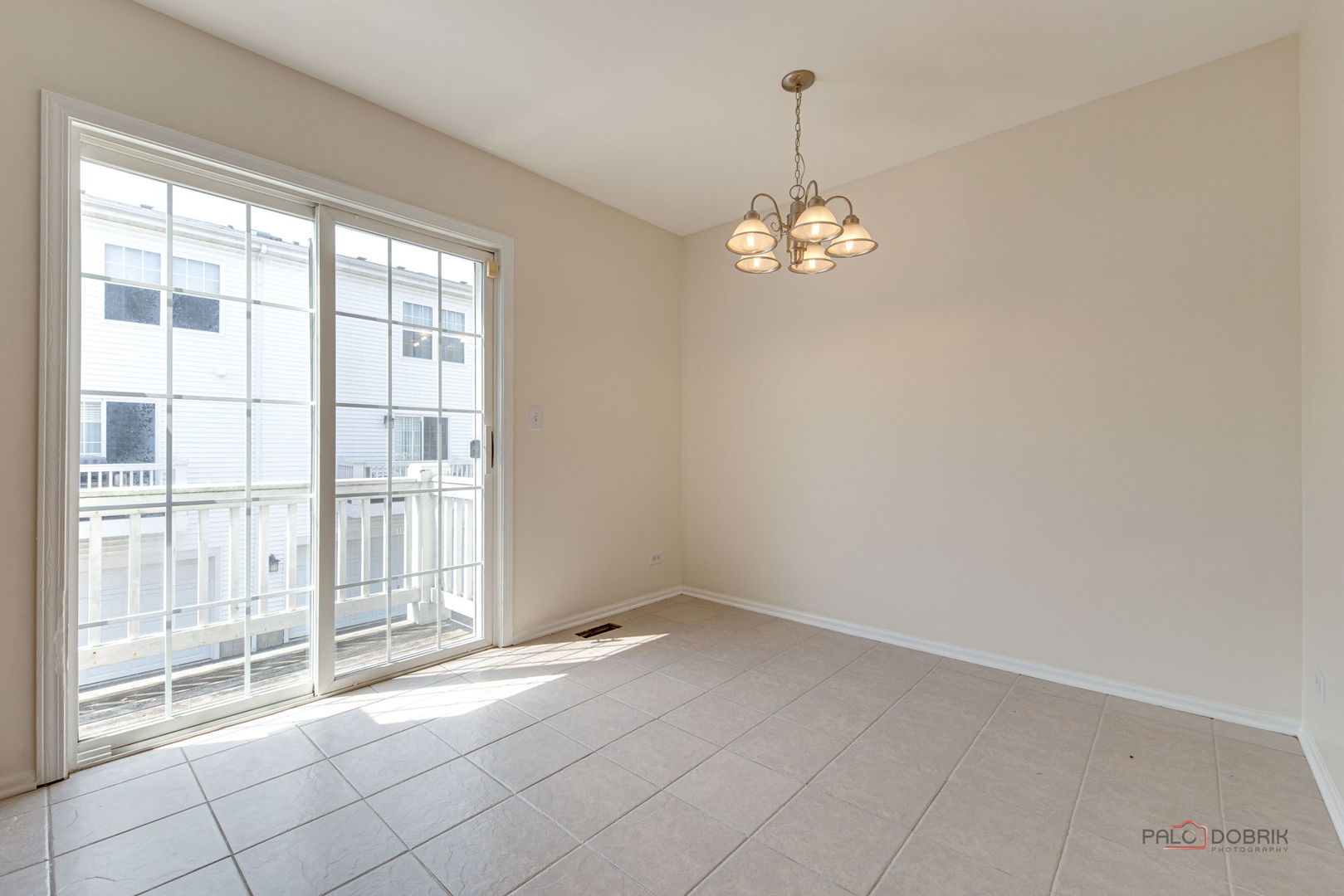100 W Big Horn Drive #19-5, Hainesville, IL 60073