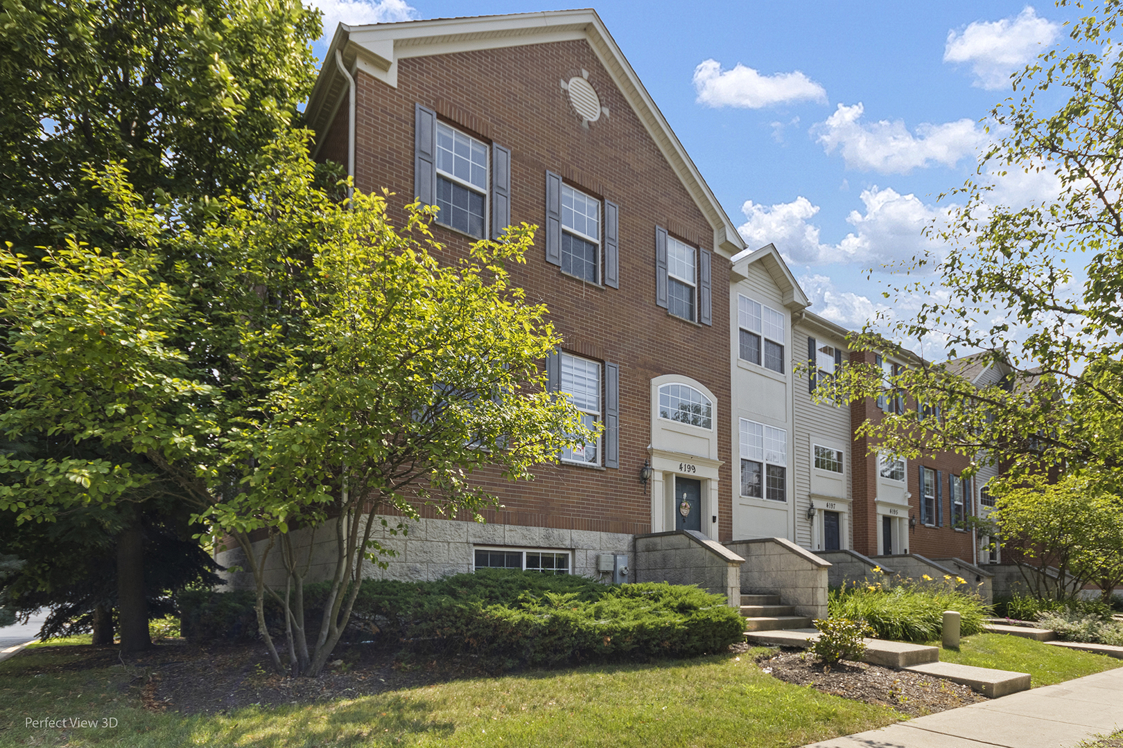 4199 Milford Lane, Aurora, IL 60504