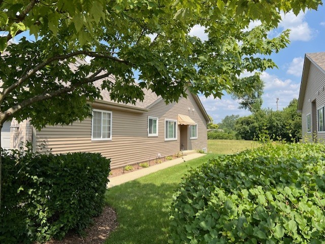 1452 Mackenzie Lane, Elgin, IL 60120