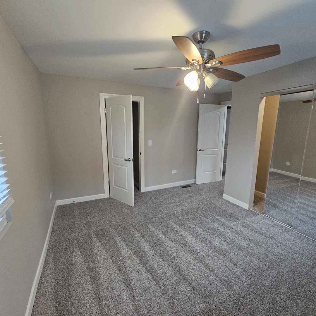 906 S 10th Avenue, Maywood, IL 60153