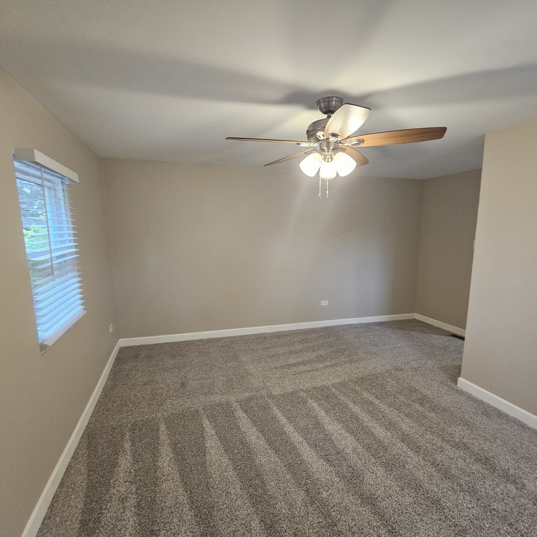 906 S 10th Avenue, Maywood, IL 60153
