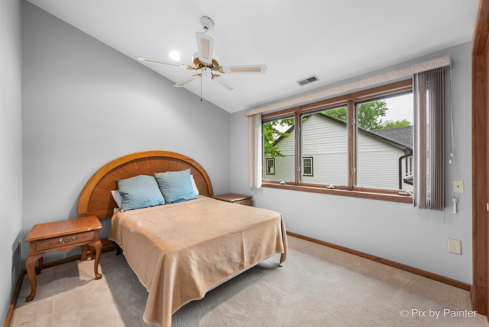 2301 Fairview Avenue, Johnsburg, IL 60051