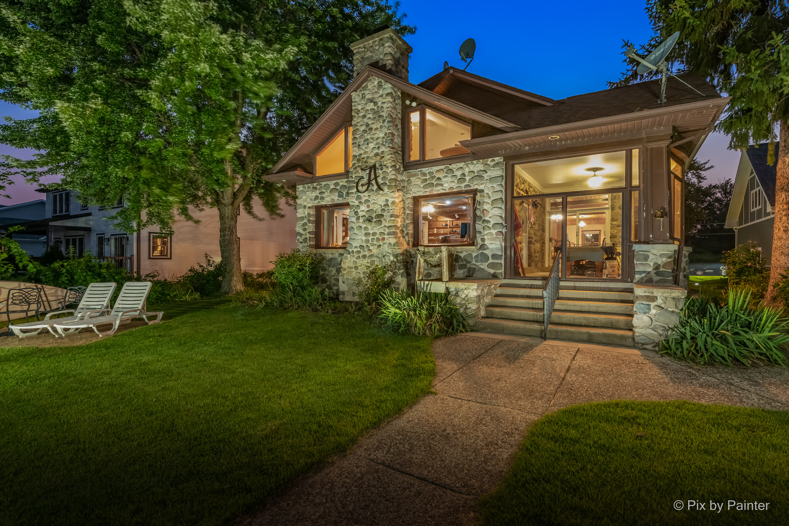 2301 Fairview Avenue, Johnsburg, IL 60051