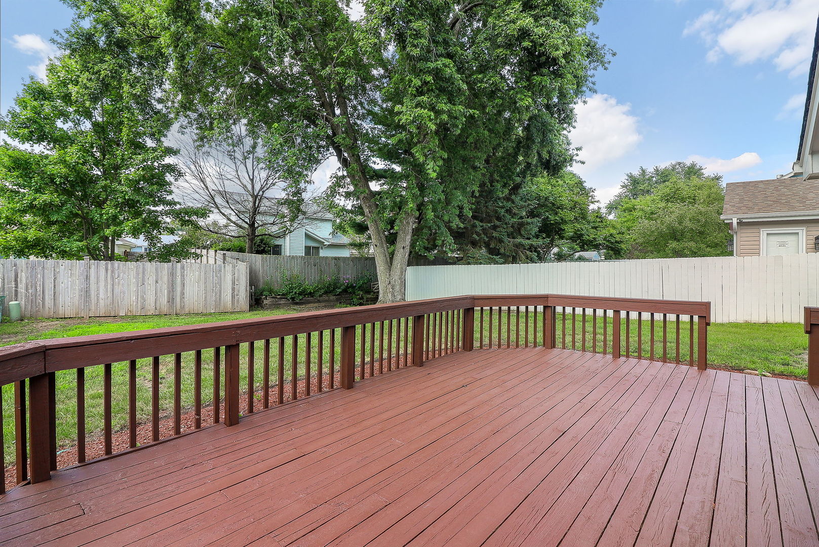 1325 Haverhill Circle, Naperville, IL 60563
